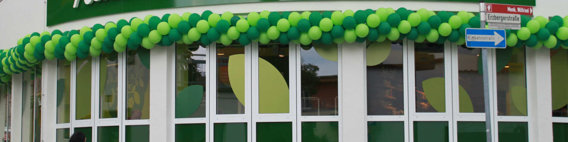 Auf dem Motiv ist die Aussenansicht des Ladens "Natürlich Ingelheim" zu sehen.